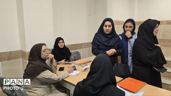 هدایت تحصیلی دانش‌آموزان پایه نهم شهرستان بافق