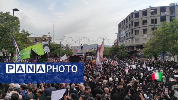  تشییع شهدای خدمت در مشهد مقدس