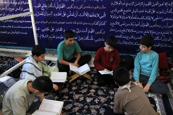 مراسم اعتکاف در مسجد سیدالشهداء رباط‌کریم