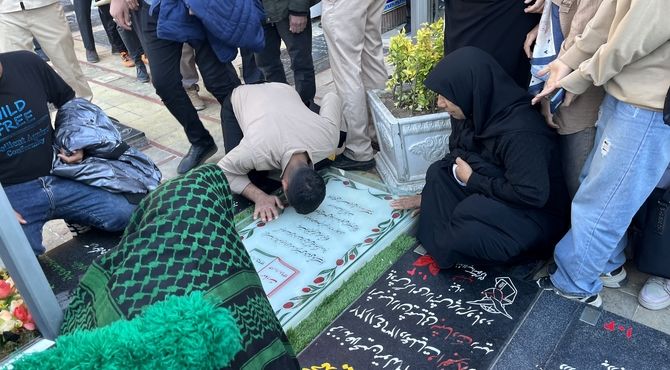 ششمین سالروز شهادت سردار دل‌ها در گلزار شهدای کرمان