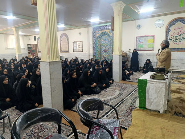 مراسم عزاداری ام ابیها(س) در دبیرستان محدثه قم