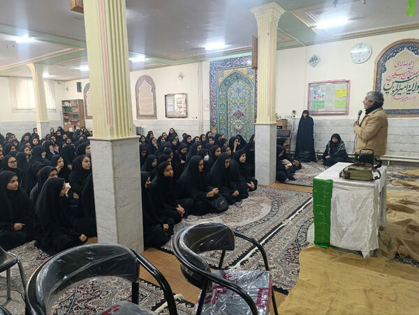 مراسم عزاداری ام ابیها(س) در دبیرستان محدثه قم
