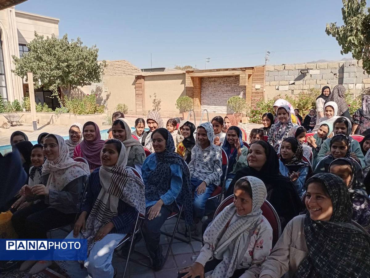 اردوی قرآنی ویژه قرآن آموزان روستای نقاب در کاشمر