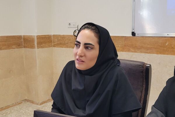 جلسه شورای معلمان دبیرستان نمونه دولتی ولایت