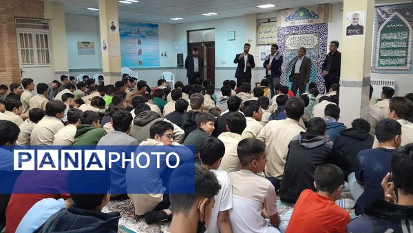 آشنایی با دنیای تراشکاری در دبیرستان ابوریحان بیرونی