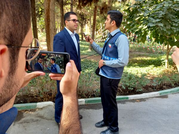 برگزاری جشن یکصدمین سال استقرار دبیرستان ماندگار البرز