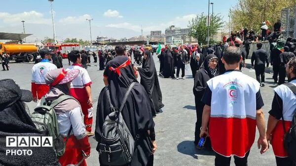 اوج خدمت جمعیت هلال احمر در مراسم وداع و تشییع رهبر انقلاب در ۴۵ متری گلشهر کرج