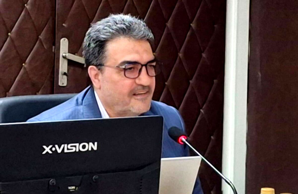 مدیر مدرسه و معلم باید فراتر از نقش اجرایی، به‌عنوان عامل تحول راهبردی و مدافع حقوق آموزشی تلقی شوند