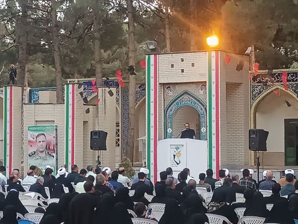 اولین سالگرد شهید محرم هادی میرآبادی بر سر مزارش برگزار شد  