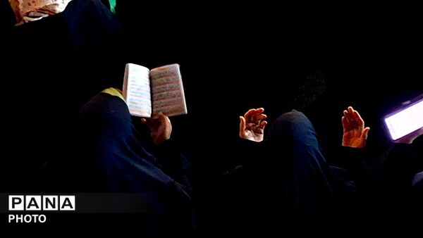 استغاثه به امام زمان همزمان با اجتماعات مردمی
