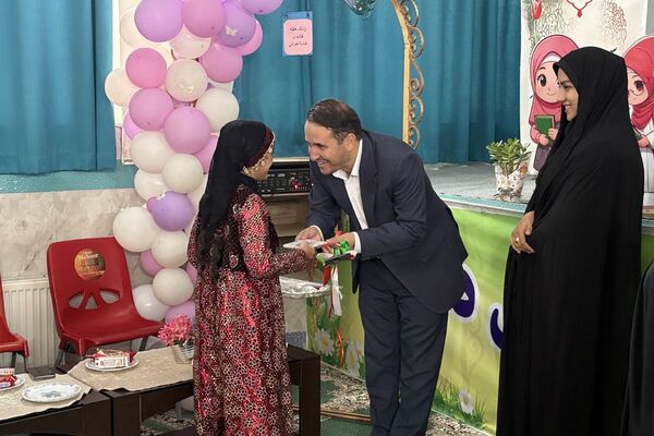 نسیم دانایی در مدرسه شهید سرافراز اسلامشهر وزیدن گرفت