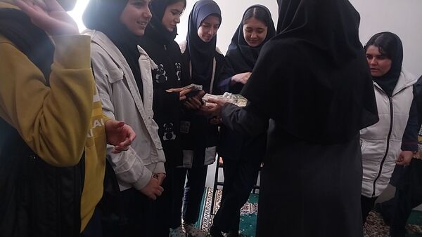 جشن ولادت امام زمان (عج)در مدرسه عزت طلایی