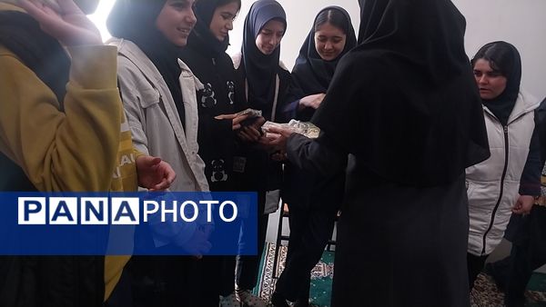 جشن ولادت امام زمان (عج)در مدرسه عزت طلایی