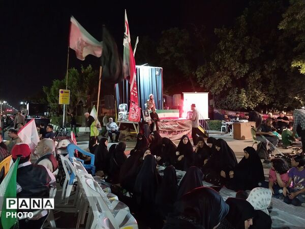 گرامیداشت چهلمین روز تدفین آقای شهید ایران و برگزاری مراسم شب شهادت امام حسن عسکری(ع) با حضور ۸۰۰ نفر