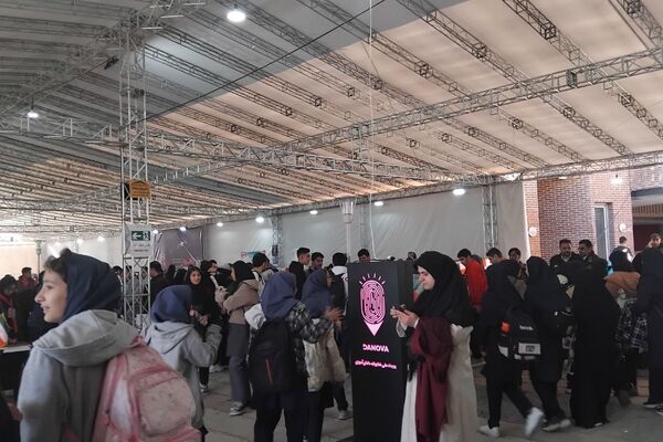 بازدید علمی مدرسه نرگس پردیس از پارک علم و فناوری