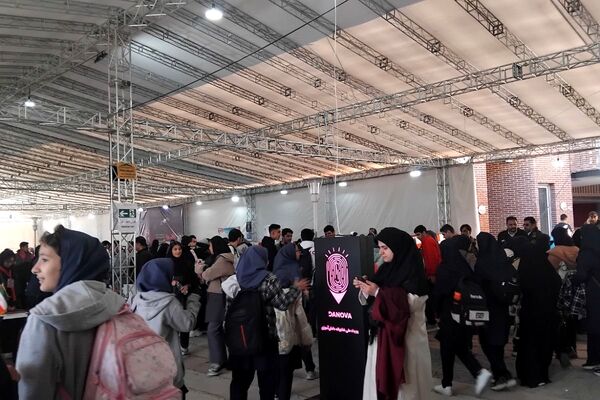 بازدید علمی مدرسه نرگس پردیس از پارک علم و فناوری
