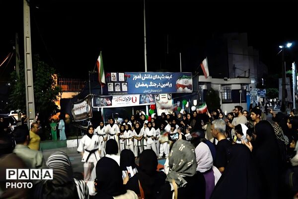 حضور پرشور دانش‌آموزان و فرهنگیان ورامین در موکب شهدای دانش‌آموز و فرهنگی