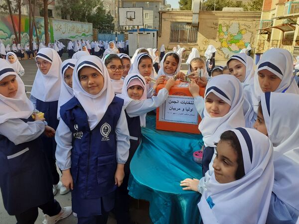برگزاری جشن عاطفه ها در دبستان شاهد فاطمه زهرا سلام الله علیها