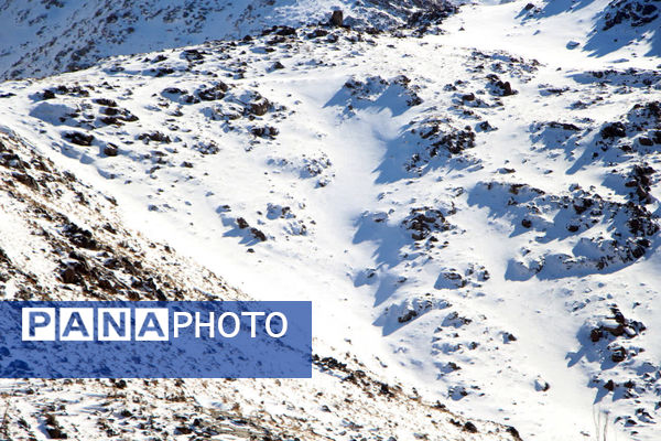 روز برفی و دل انگیز ده‌بالا یزد