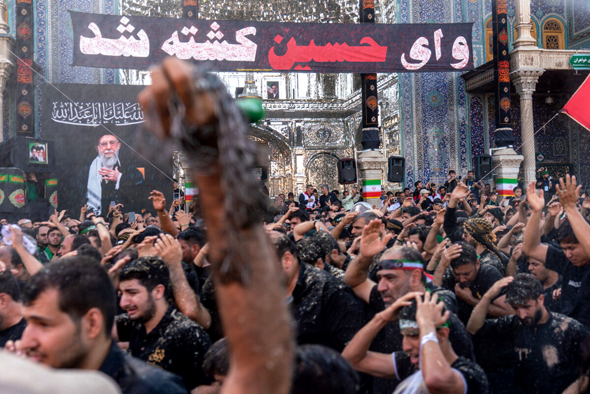 جلوه‌های ویژه از عزاداری هیات چهل اختران قم در روز عاشورا