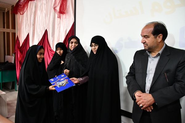جشن ستارگان آموزش و پرورش مه‌ولات
