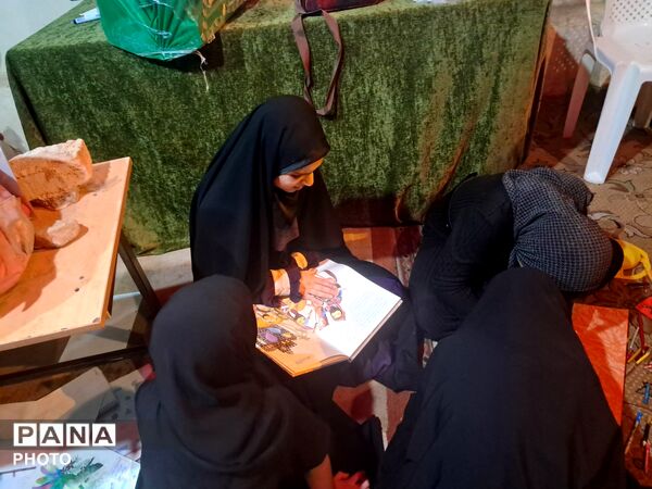  مرور درس نامه دانش‌آموزان به یاد شهدای میناب 