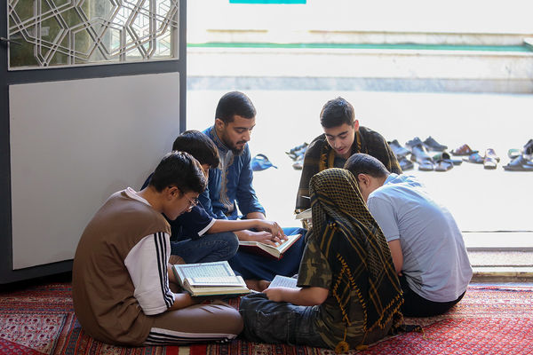 اعتکاف خادمان نوجوان حرم حضرت معصومه(س)