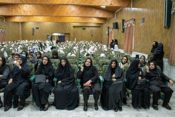 مراسم عزاداری شهادت حضرت فاطمه(س) و اجرای نمایش تشییع پیکر مادر در محلات