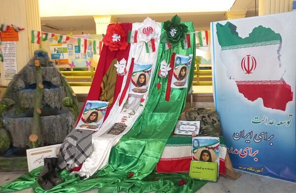 از غنچه های مدرسه تا شکوفه های مقاومت