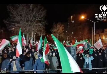 تجمع مردم شریف شهرستان بیجار در میدان شهید رحمانی