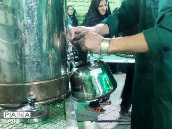 فعالیت چایخانه حضرت زهرا (س) در قاب پانا