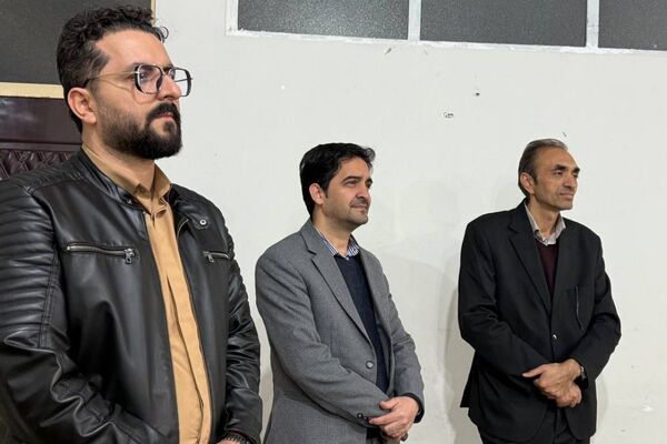 مسابقات فرهنگی و هنری  در دبیرستان شهید تاجیک بهارستان دو