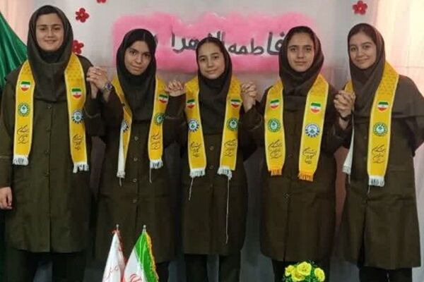 گرامیداشت روز مادر در مدارس اسلامشهر