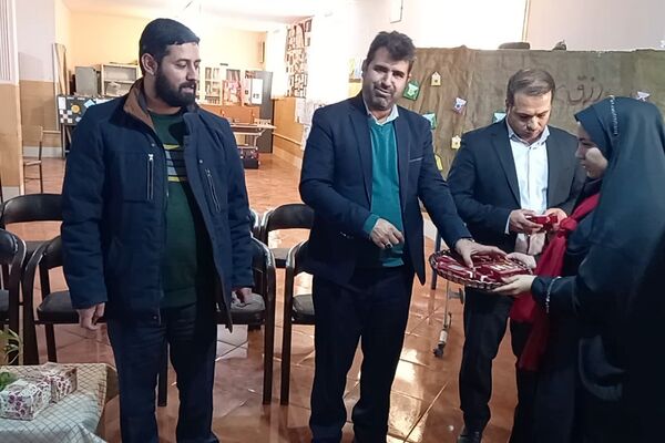 اجرای طرح ملی مدرسهٔ انقلاب در دبیرستان شهدای محراب شهرستان قرچک 