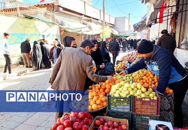 حال و هوای بازارهای کاشمر در آستانه شب یلدا