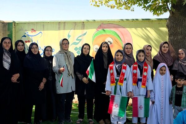 آیین افتتاحیه زمین چمن مصنوعی دبستان اسماعیل سامنی ناحیه ۲ بهارستان