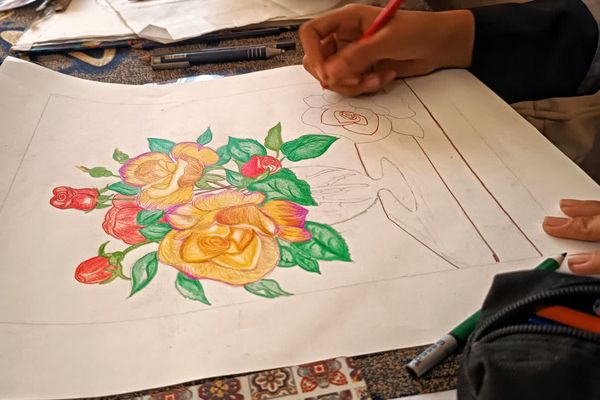 نمایشگاه آثار هنری دانش آموزان دبیرستان امام علی(ع) شهرستان ورامین