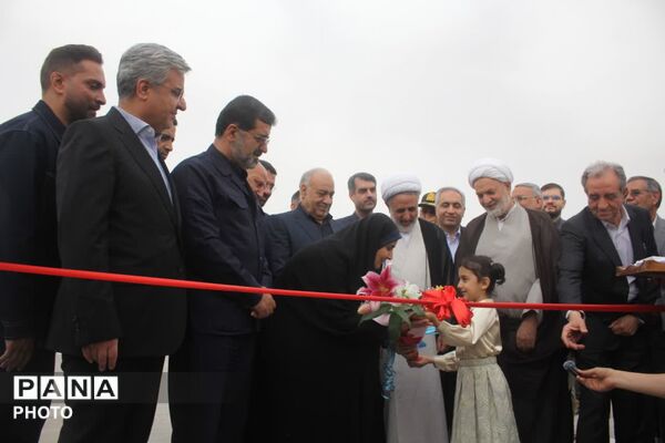افتتاح ۱۲ کیلومتر از آزادراه کمربندی غربی قم با حضور وزیر راه و شهرسازی