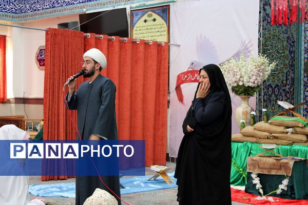 آیین جشن تکلیف دانش‌آموزان دختر شهرستان پردیس در فضایی معنوی و باشکوه