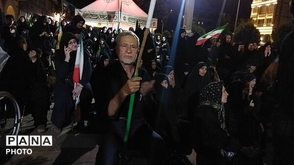 شب تاسوعا در بلوار فضل نیشابور 