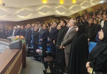آیین تقدیر از مقام‌آوران و برگزیدگان جشنواره قرآن و عترت دانشگاهیان کاشان