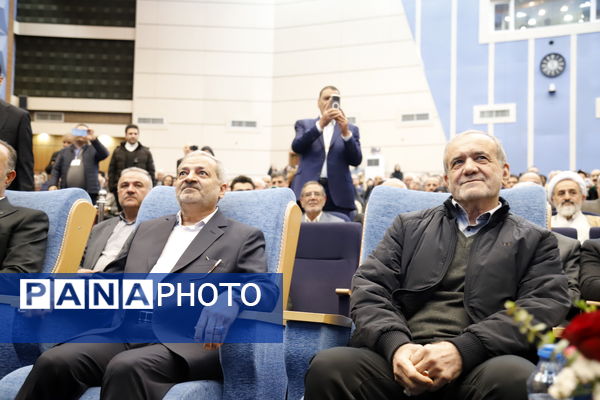 تکریم سازندگان فردای ایران