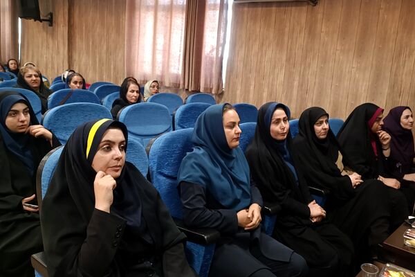 برگزاری جلسه هم‌اندیشی طرحواره اولیای پایه اول ابتدایی در شهرستان قدس