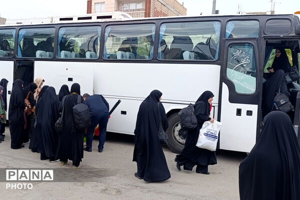 اعزام دانش‌آموزان و دانشجویان بجنوردی به مشهد برای حضور در آیین تشییع پیکر رهبر شهید
