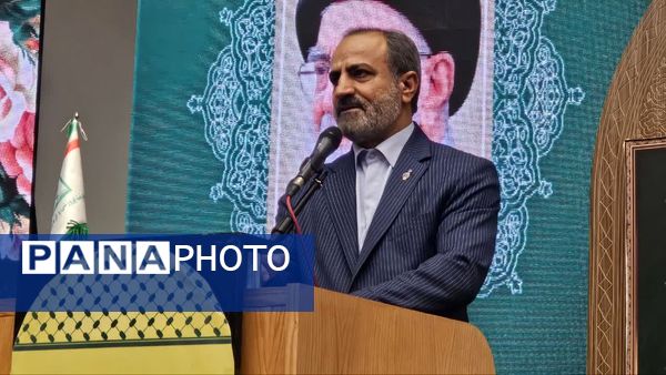 همایش زیست عفیفانه با موضوع عفت و حجاب در تالار ایوان‌ری