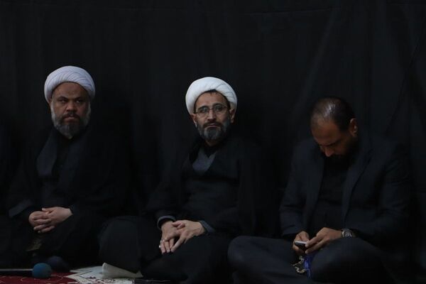 ارادتمندان اهل‌بیت در شب چهارم فاطمیه گرد هم آمدند