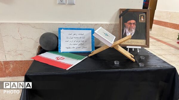 نهال‌ها در دبستان چلیچه به یاد شهدای مدرسه میناب می‌رویند
