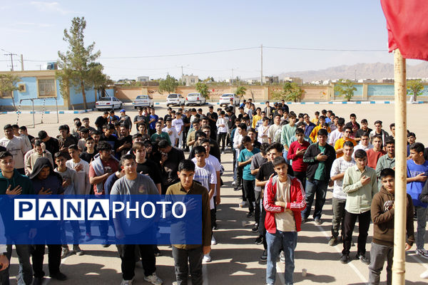 گرامیداشت هفته دفاع مقدس در دبیرستان شریعتی جاجرم