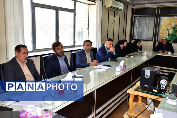 جلسه هماهنگی اجلاسیه شهدای دانش‌آموز و فرهنگی کنگره ملی شهدای کهگیلویه‌و‌بویراحمد