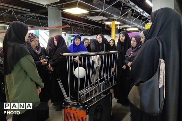  اردوی علمی ـ آموزشی معاونین آموزشی مدارس ابتدایی شهرری در باغ کتاب تهران